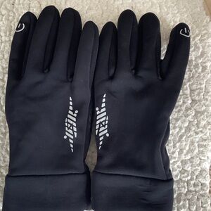 Black Touchscreen Gloves